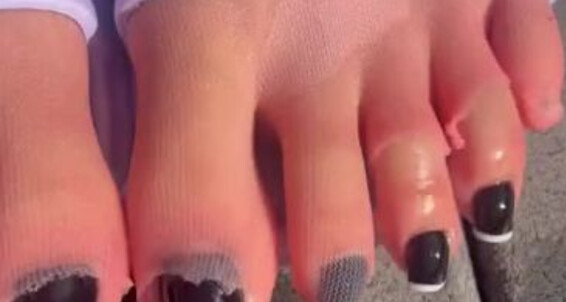 Greek Goddess Li Aka Greekli77 12 04 2024 Onlyfans Video My Toenails Needed More Room In These Foot Socks So I Pushed My Nails Forward Added