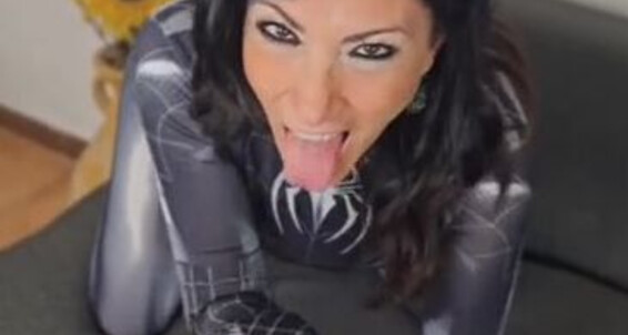 Thelmalouise2019 10 26 2024 Onlyfans Video Non Perdere Tempo Acquista Questo Video E Sborra Con Me