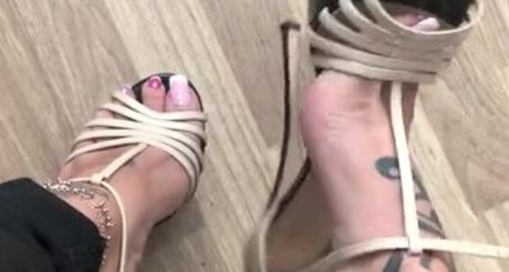 Latinamarina Onlyfans A Little Shoe Dangle Jus For You Guys
