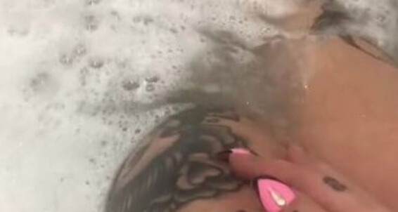 Latinamarina Onlyfans Bath Time