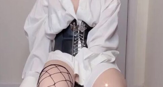 Snowpriness Onlyfans Can T Be Too Sexy You Know Just Feet In Fishnet