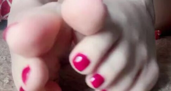 Snowpriness Onlyfans Close Up To My Toes